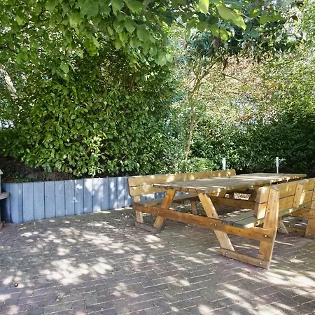 Apartment Gutshaus Silvitz: Beachside Serenity With Ahoi Access