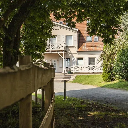 Lejlighed Gutshaus Silvitz Nr 03 Mit Sauna- Und Schwimmbadnutzung Im Ahoi Erlebnisbad Sellin *