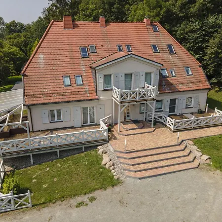 Lejlighed Gutshaus Silvitz Nr 03 Mit Sauna- Und Schwimmbadnutzung Im Ahoi Erlebnisbad Sellin Bergen Auf Rugen