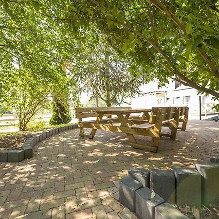 Apartment Gutshaus Silvitz: Beachside Serenity With Ahoi Access *