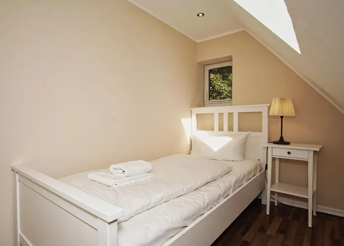Διαμέρισμα Ruhig Und Idyllische Lage, Strandnah, Gratis Nutzung Vom Ahoi Erlebnisbad Und Sauna In Sellin - Gutshaus Silvitz 03 *