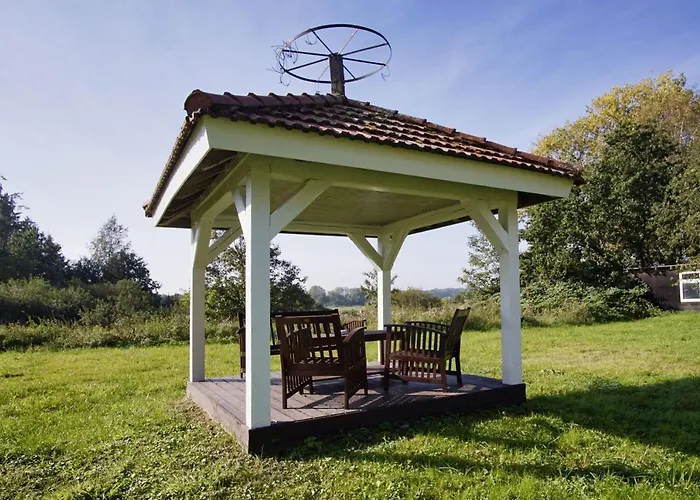 Διαμέρισμα Ruhig Und Idyllische Lage, Strandnah, Gratis Nutzung Vom Ahoi Erlebnisbad Und Sauna In Sellin - Gutshaus Silvitz 03